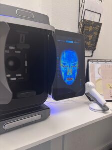 Analyseren van de huidconditie door middel van dermatologische huidmeting uitgevoerd door LeMasque.